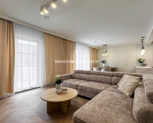 Ekskluzywne/wykończone mieszkanie dwupoziomowe