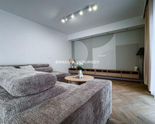 Ekskluzywne/wykończone mieszkanie dwupoziomowe