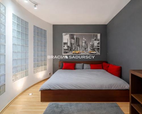 Na sprzedaż oferuję  mieszkanie  o powierzchni 40,23 m², zlokalizowane przy ul. Borkowskiej w Krakowie. Lokal położony je