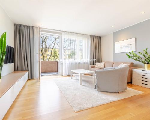 Apartament 2, 3 pokoje z balkonem Podgórze