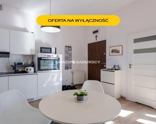 Przytulna kawalerka 21,5 m² z balkonem