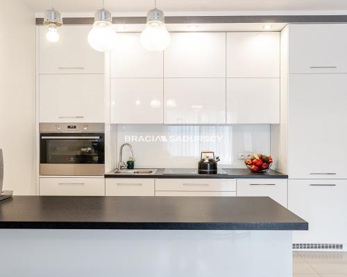 Osiedle FI, Podgórze, 3 pokoje z balkonem