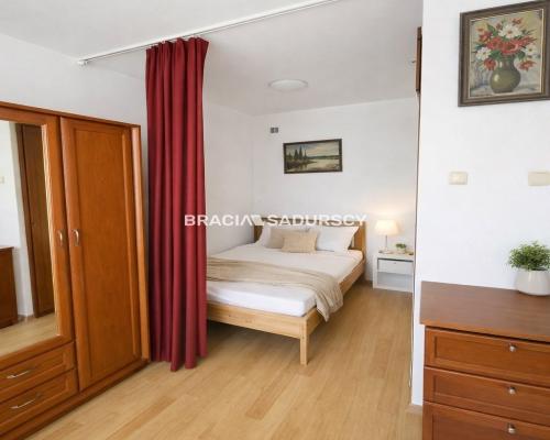 KAWALERKA  Z WYDZIELONĄ SYPIALNIĄ 35 M2 OLSZA