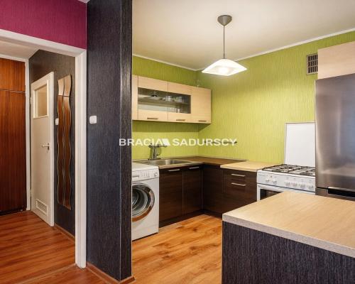 2 POKOJE / DO REMONTU / 37M2 / KOZŁÓWEK