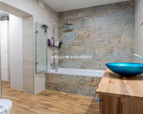 4 pokoje - 89m2 - 2 balkony - garaż - Bochnia