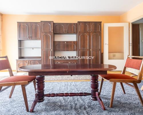 Centrum Skawiny: 2-pok., duży balkon, piwnica