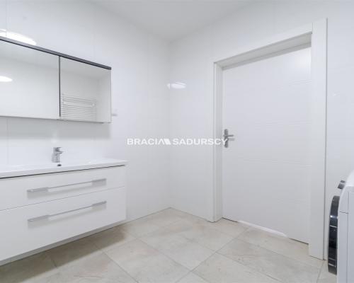 75m2, Dębniki-Kliny Borkowskie