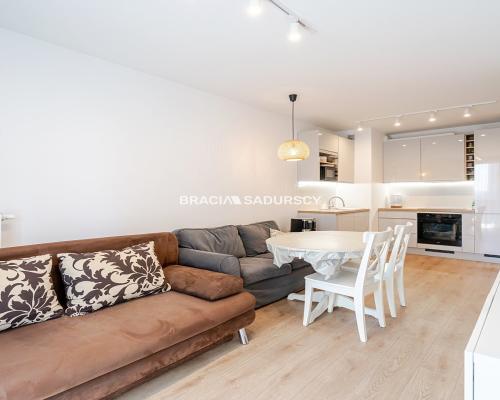 Super lokalizacja uczelnie 2 pokoje balkon tramwaj