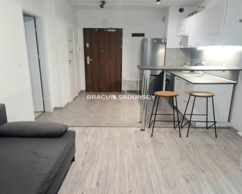 ATRAKCYJNE MIESZKANIE 2 POK DO WEJŚCIA