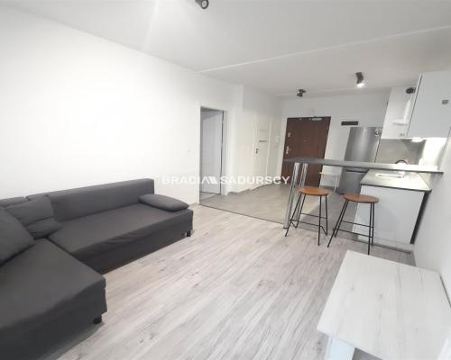 ATRAKCYJNE MIESZKANIE 2 POK DO WEJŚCIA