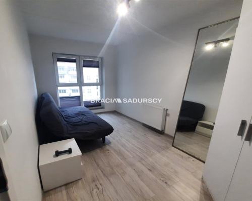 ATRAKCYJNE MIESZKANIE 2 POK DO WEJŚCIA