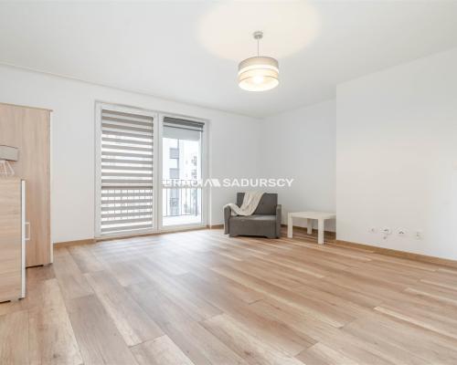 2 osobne pokoje, miejsce parkingowe, balkon