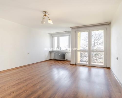 2-pokoje os. Na Stoku -  jasna kuchnia, balkon