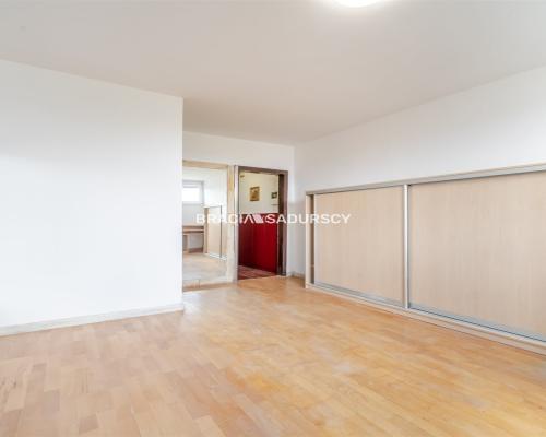 Kawalerka 23 m² | 9. piętro | Dąbie | okolice al. Pokoju   Na sprzedaż mieszkanie o powierzchni użytkowej 23 m², po