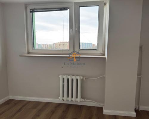 Szukasz mieszkania, które łączy nowoczesny design z doskonałą lokalizacją? To wyjątkowe, 2-pokojowe lokum o powierzchni  42 m&s