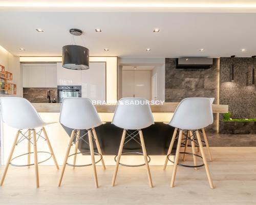 Apartament (Dębniki) z m. postojowym, 3pok, 71m2