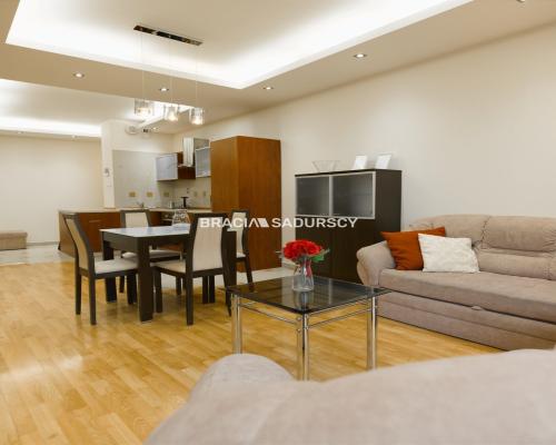 Mieszkanie z widokiem na Wawel | 2 pokoje | 55,9m2