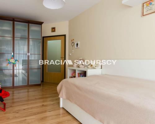 Marczyńskiego z balkonem | od 1 maja