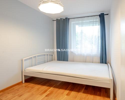 Przytulne mieszkanie z własnym ogródkiem