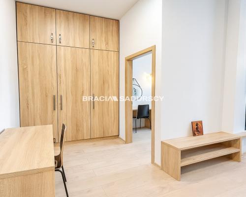 Plac Wolnica, Centrum, 2 pokoje na wynajem