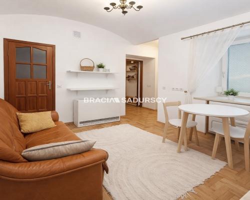 Stare Miasto 32m2, Karmelicka- Siemiradzkiego