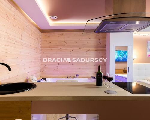 Jacuzzi, 45m2, ogródek Michałowice