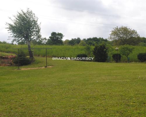 Gospodarstwo około 1,5 ha w Łazanach gm.Biskupice