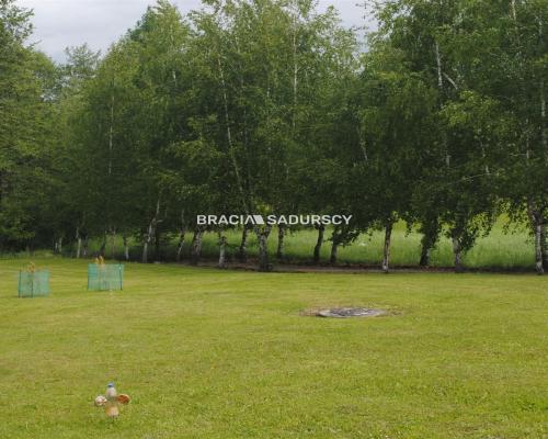 Gospodarstwo około 1,5 ha w Łazanach gm.Biskupice