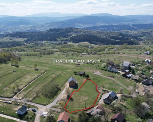 Działka budowlana o pow. 1596 m2  Krzeszów, gm. Stryszawa. Widokowa działka  położona w malowniczym Krzeszowie  w okoli