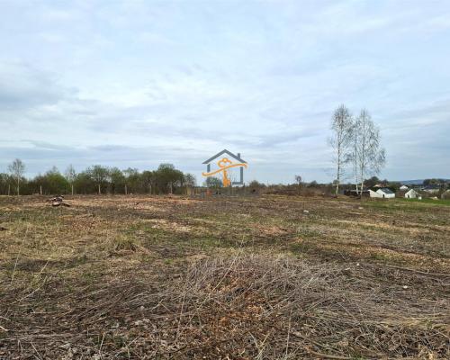 Na sprzedaż działka o powierzchni 30 arów w miejscowości Mników (gm. Liszki), położona w wyjątkowo malowniczej okolicy - tuż pr