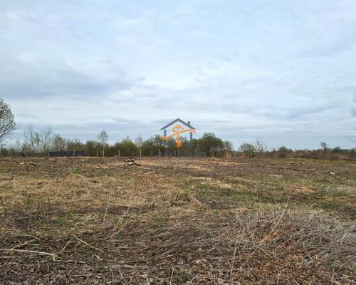 Na sprzedaż działka o powierzchni 30 arów w miejscowości Mników (gm. Liszki), położona w wyjątkowo malowniczej okolicy - tuż pr