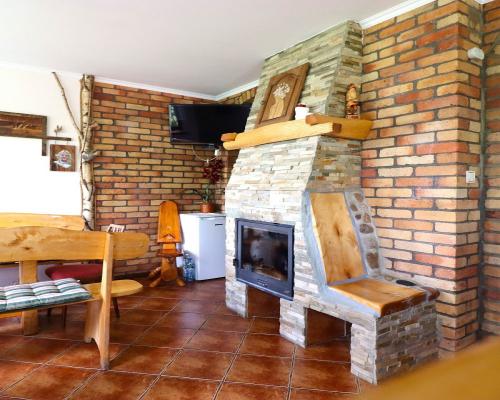 GOTOWY BIZNES Dom turystyczny,działka nad jeziorem