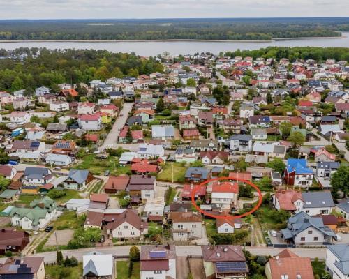 Dom 2 piętrowy, ogród