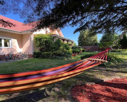 Dom z ogrodem Porosły