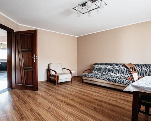 Dom, 6 pokoi, w Ostrowi Mazowieckiej.