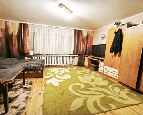 Dom z zabudowie szeregowej, do remontu