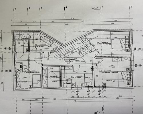 Większość atrakcyjnych nieruchomości w tej okolicy znika zanim trafia na portale. Dlatego pracujemy również na ofertach dostępn