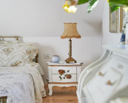 Dwa domy blisko jeziora – Serwy, gm. Płaska