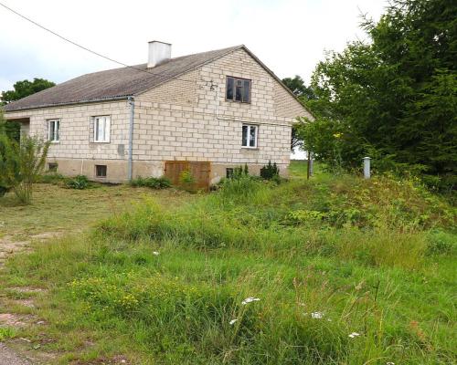 Dom  z potencjałem  gm. Bakałarzewo