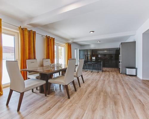 Dom w Raczkach dla 2 rodzin