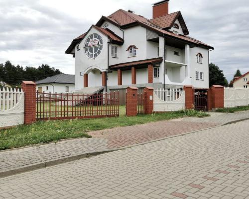 Dom na inwestycje w Ogrodniczkach.