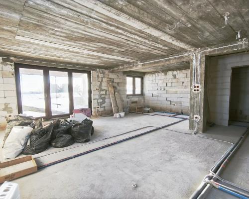 Dom w stanie surowym zamkniętym