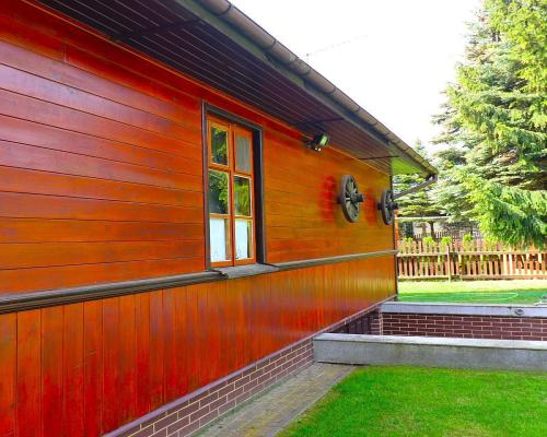 Dom w Atenach nad jeziorem Blizno