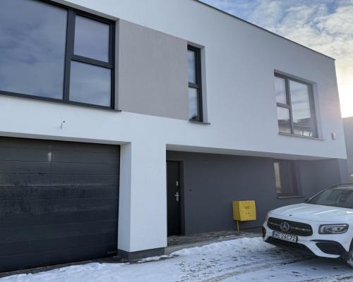 Dom w zabudowie bliźniaczej Księżyno