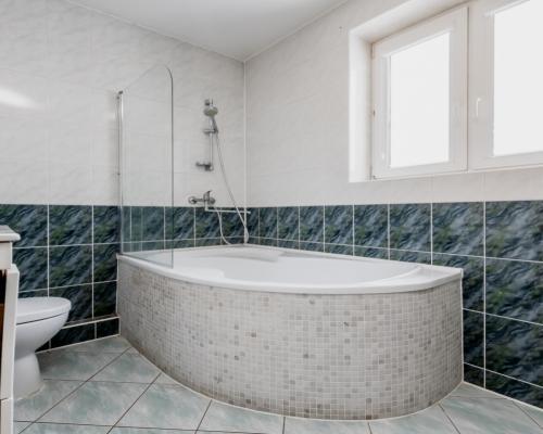 Dom z garażem  obok Białegostoku