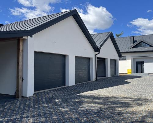 Szeregówki  w świetnej lokalizacji