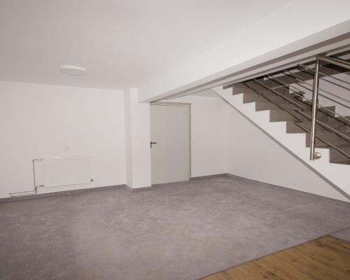 Dom Ul. Stroma 430m2  pod Twoją Inwestycję