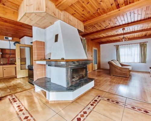 Dom z działką  przy jeziorze k. Suwałk NOWA CENA!