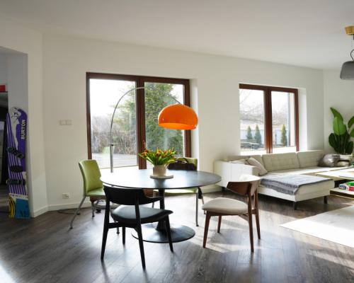 Komfortowy dom, lub siedziba firmy