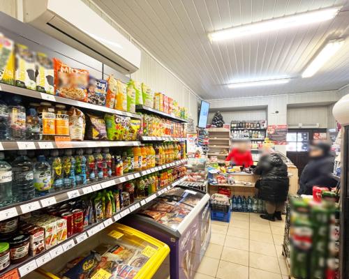 Lokal,  sklep osiedlowy.  Białystok